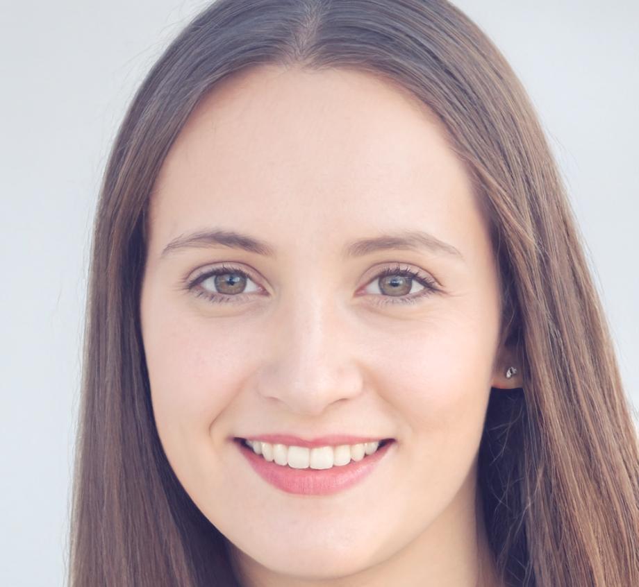 Profil Dewi Kusuma, perencana keuangan tersertifikasi